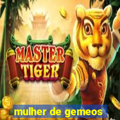 mulher de gemeos